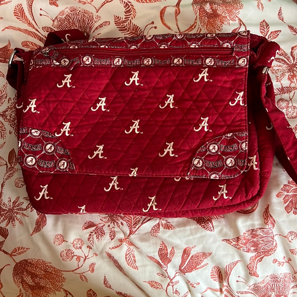 The Bagamore Collection Alabama crossbody purse
